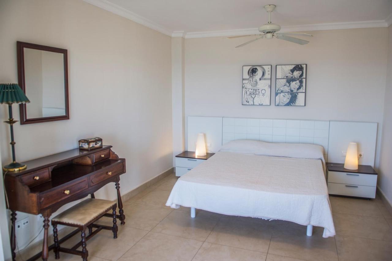 Hamilton Court Aparthotel Santo Tomas Exterior photo